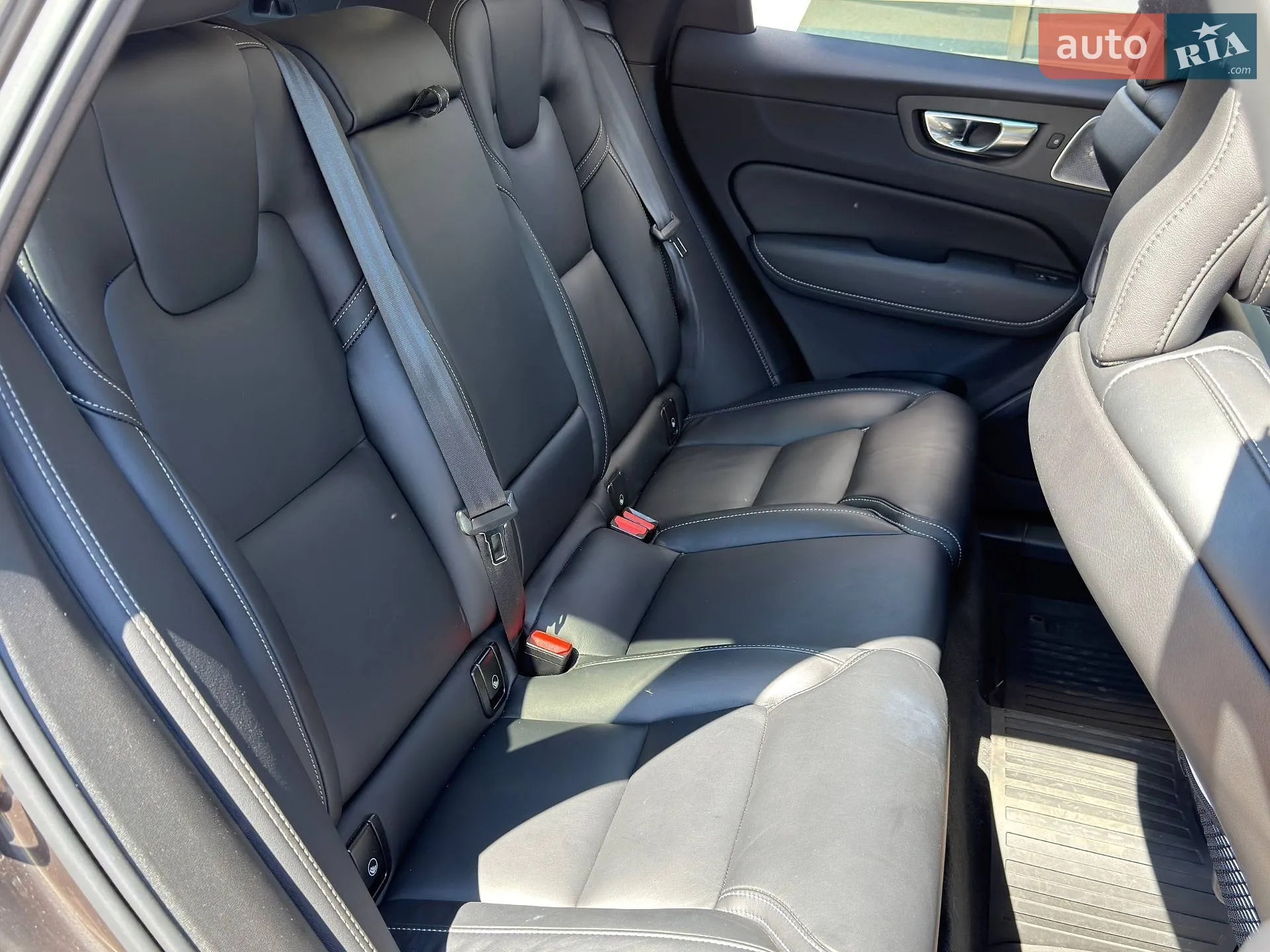 2021 Volvo XC60 - мініатюра 28