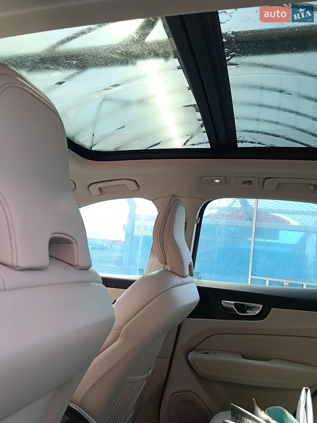 2022 Volvo XC60 - мініатюра 4