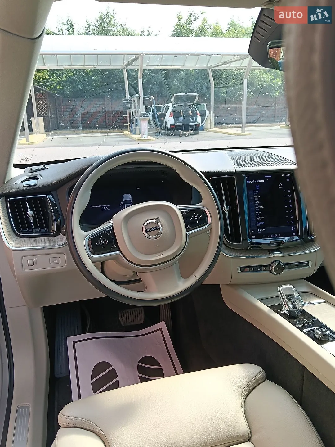 2022 Volvo XC60 - мініатюра 14
