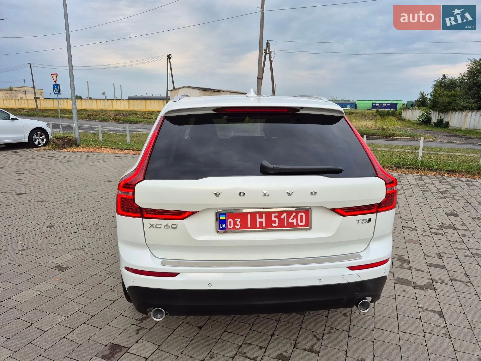 2018 Volvo XC60 - мініатюра 19