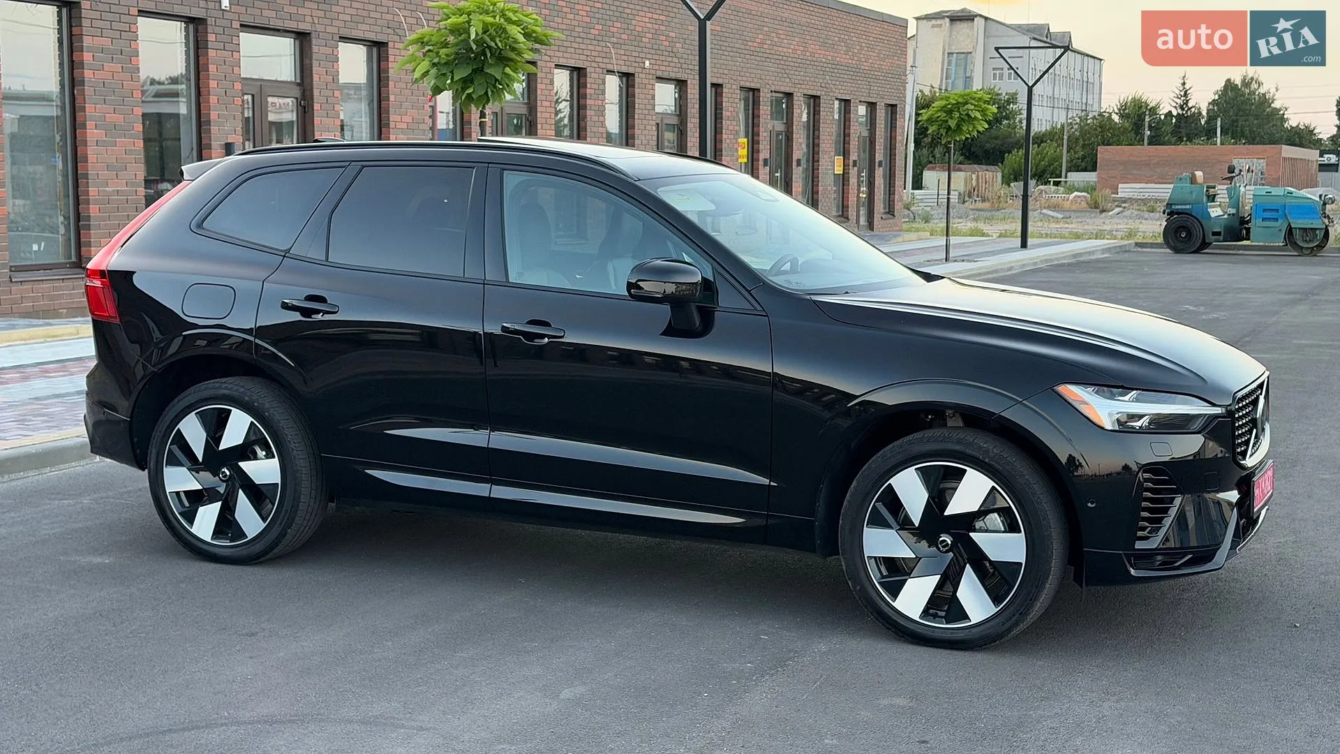 2024 Volvo XC60 - мініатюра 13