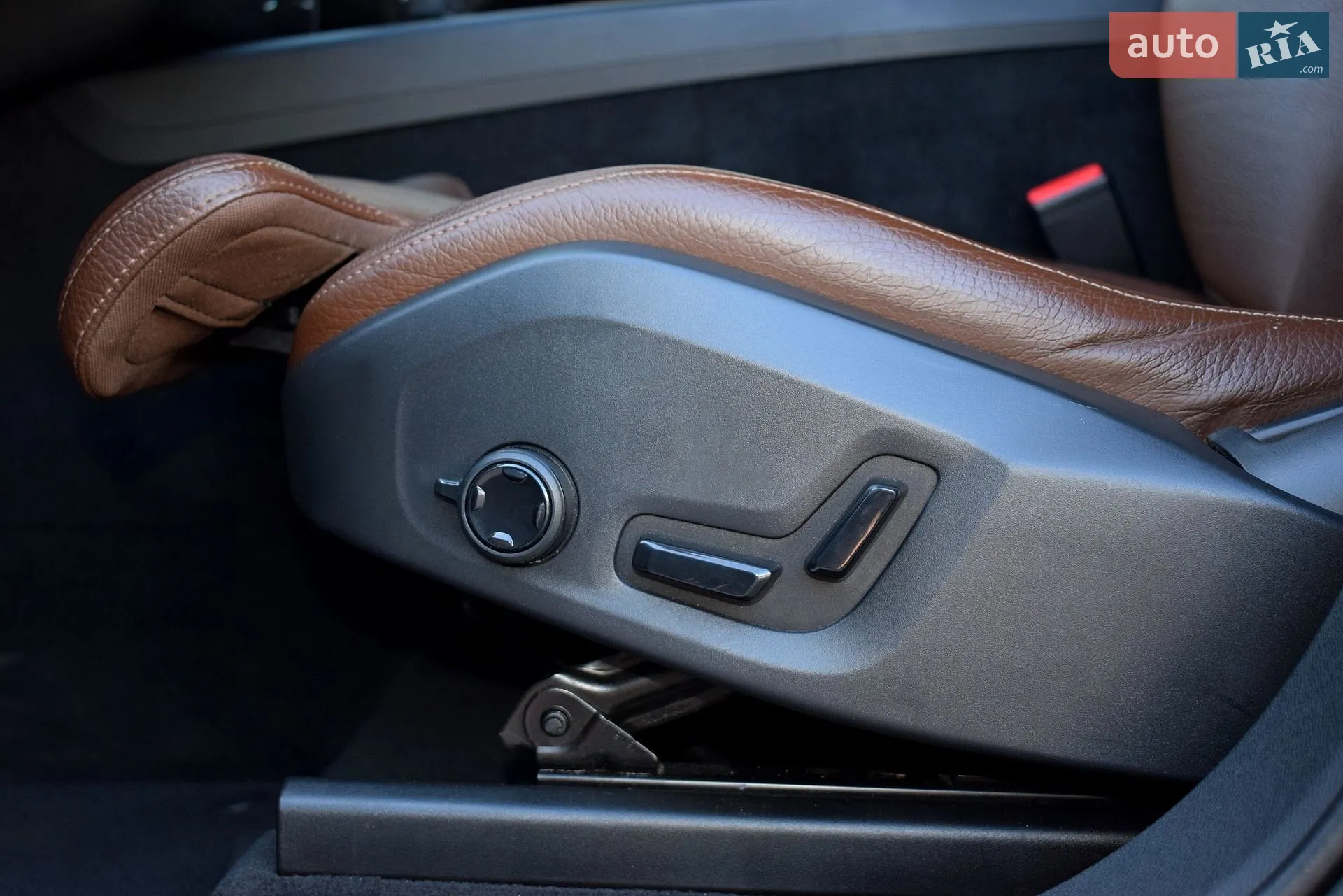 2018 Volvo XC60 - мініатюра 25