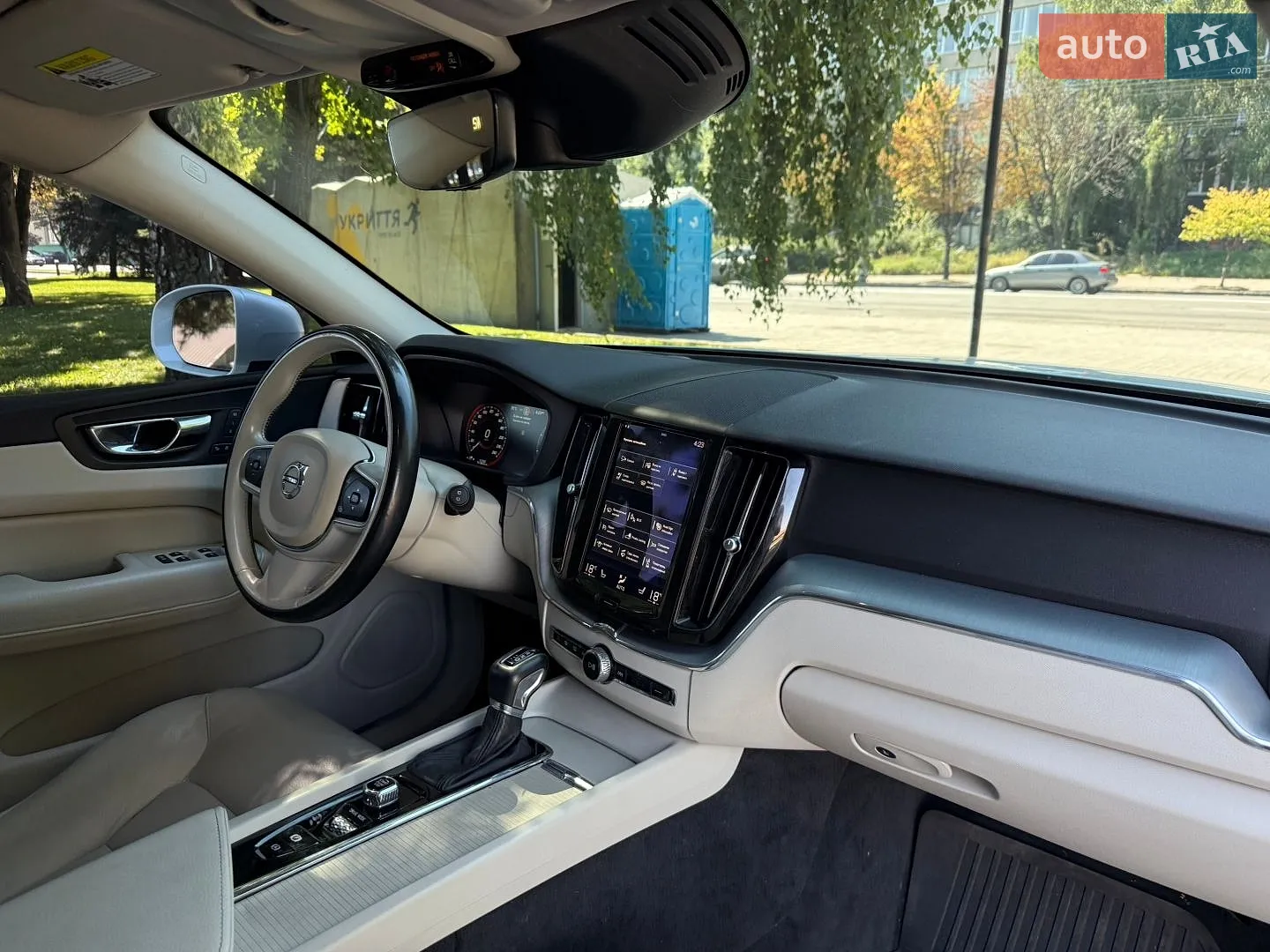 2017 Volvo XC60 - мініатюра 25