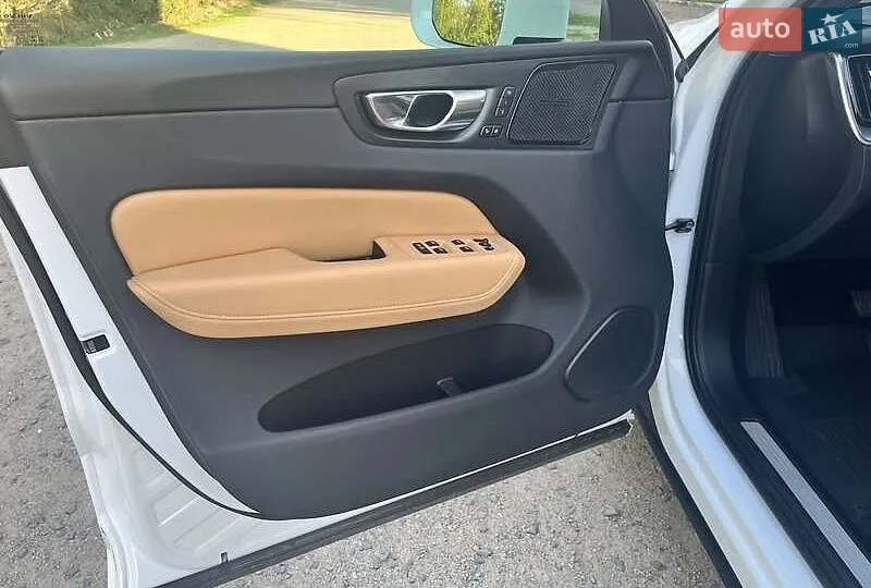 2019 Volvo XC60 - мініатюра 14