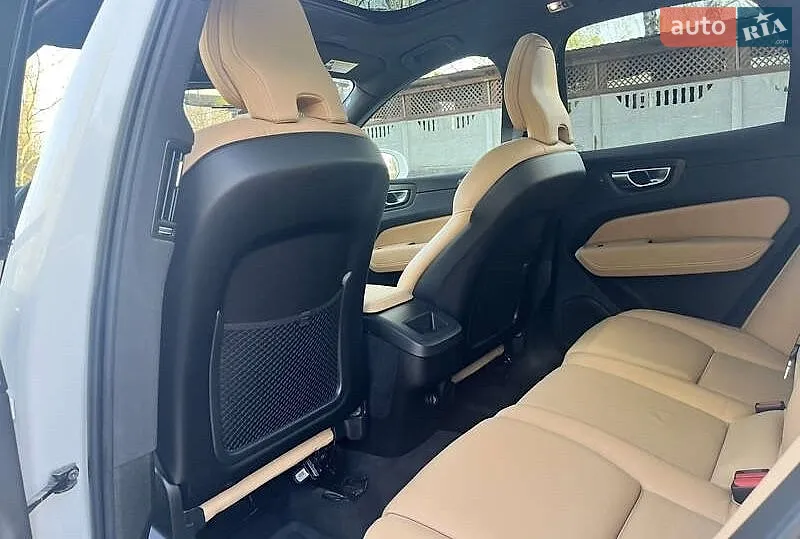 2019 Volvo XC60 - мініатюра 16