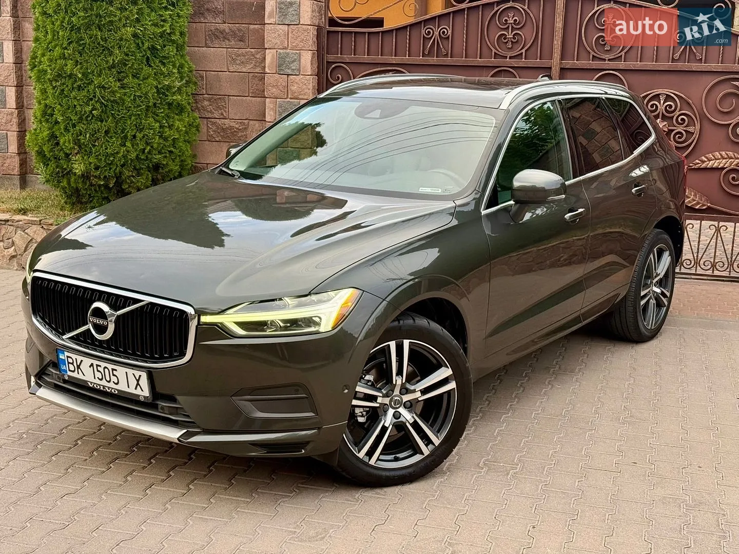 2018 Volvo XC60 - фото 1