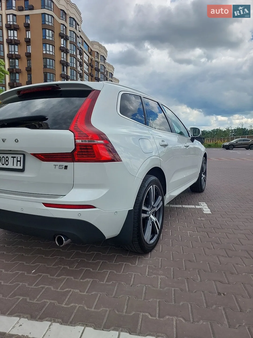 2018 Volvo XC60 - мініатюра 8