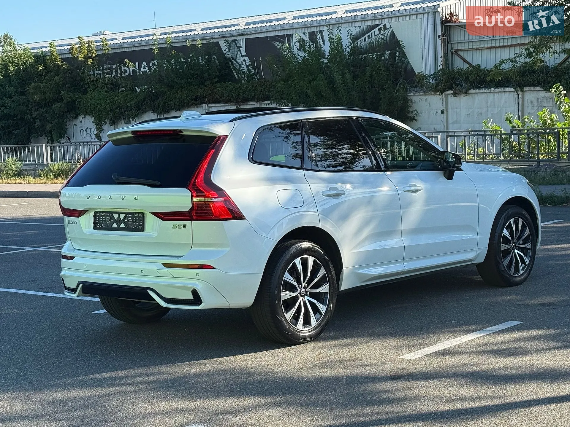 2023 Volvo XC60 - мініатюра 8