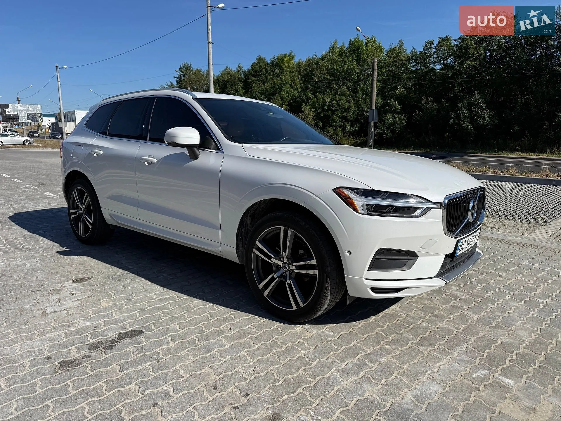2019 Volvo XC60 - фото 1