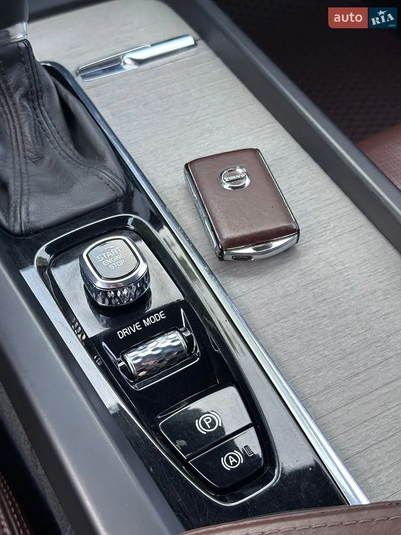 2018 Volvo XC60 - мініатюра 33