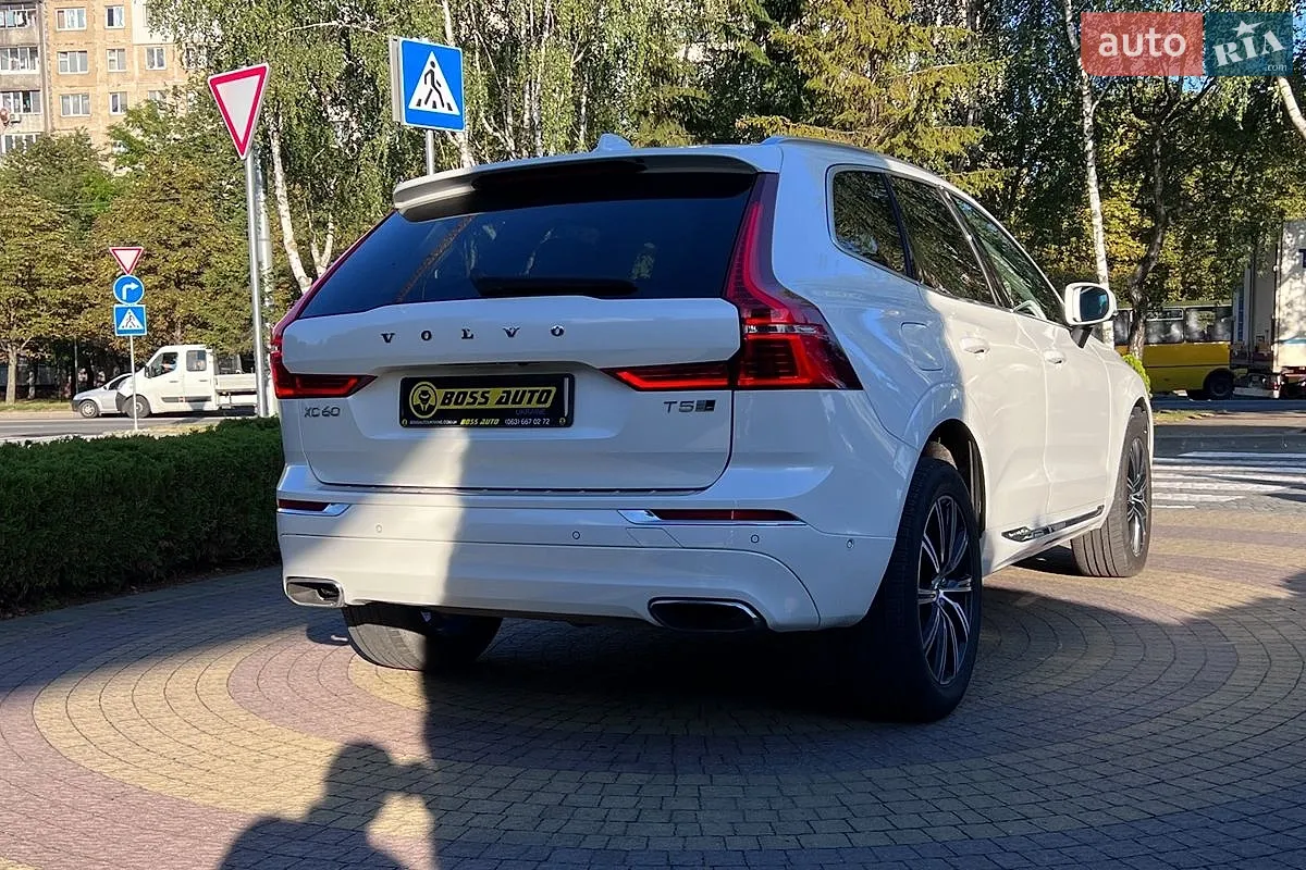 2017 Volvo XC60 - мініатюра 7