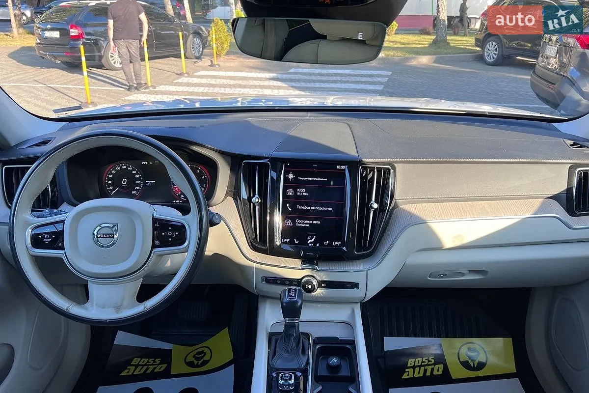 2017 Volvo XC60 - мініатюра 12