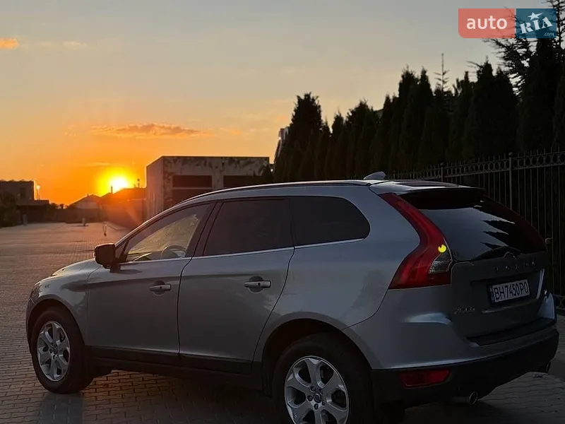 Volvo XC60 2011