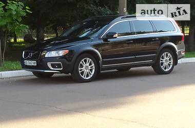 Внедорожник / Кроссовер Volvo XC70 2012 в Середине-Буде