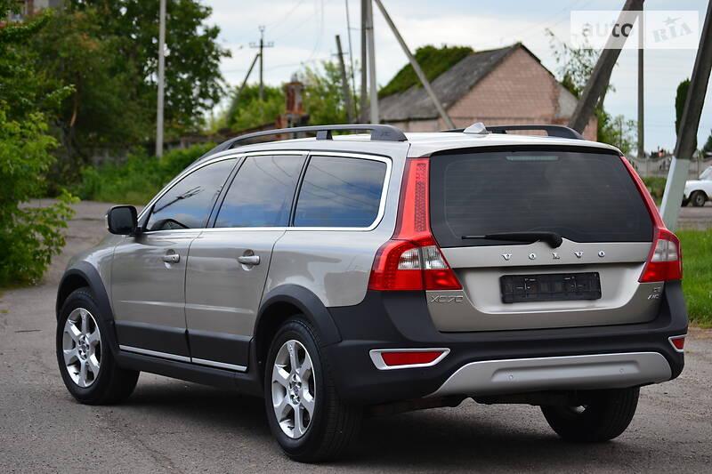 Позашляховик / Кросовер Volvo XC70 2008 в Луцьку