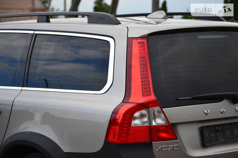 Позашляховик / Кросовер Volvo XC70 2008 в Луцьку