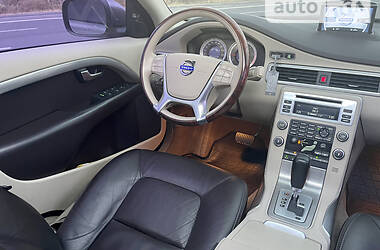 Універсал Volvo XC70 2011 в Житомирі