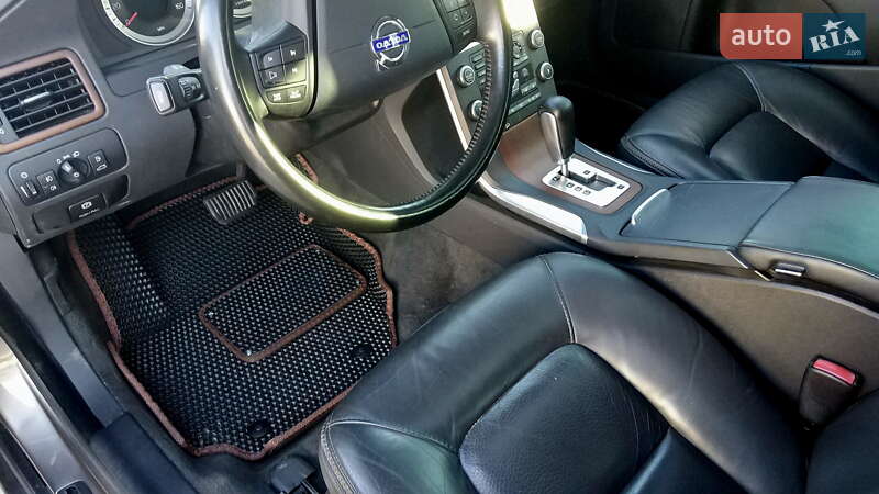 Универсал Volvo XC70 2011 в Днепре фото 5 Универсал Volvo XC70 2011 в Днепре