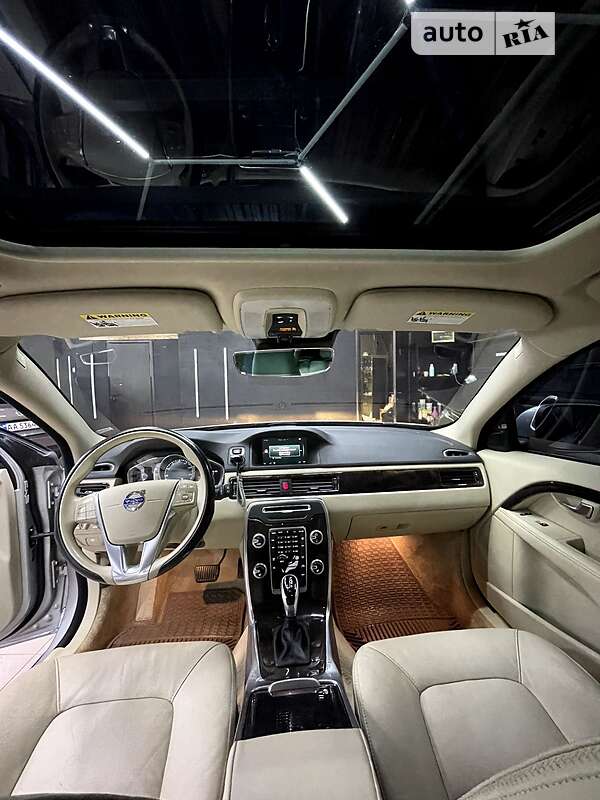 Универсал Volvo XC70 2014 в Хмельницком