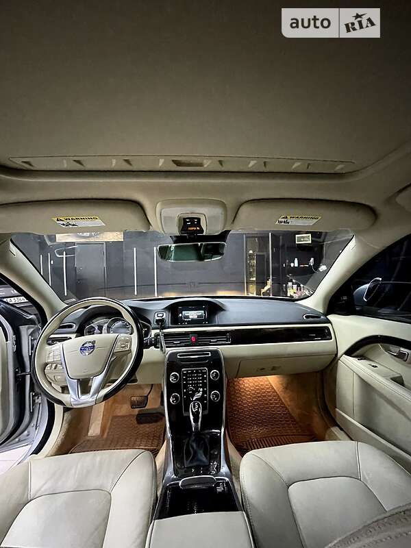 Универсал Volvo XC70 2014 в Хмельницком