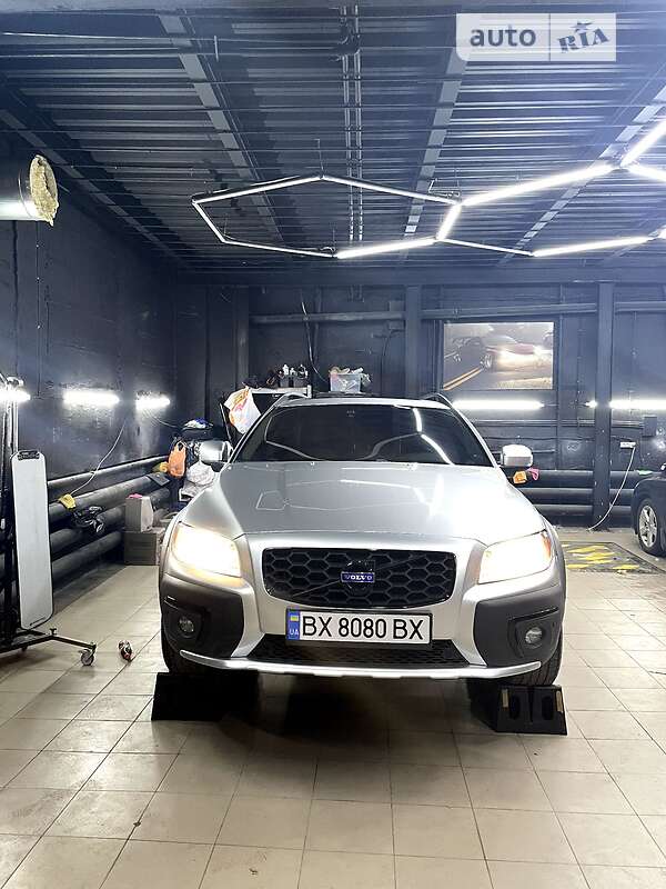 Универсал Volvo XC70 2014 в Хмельницком