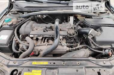 Универсал Volvo XC70 2004 в 