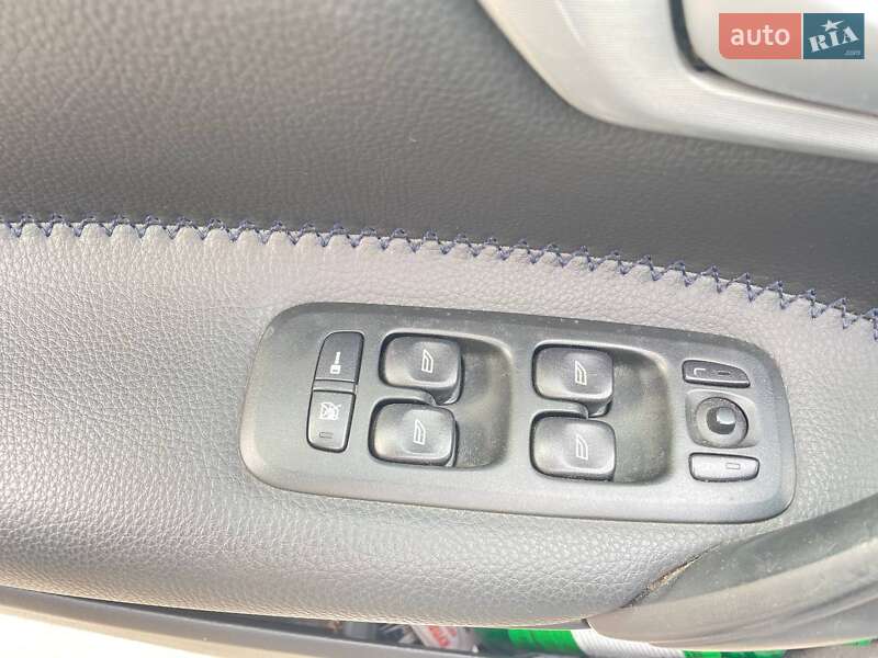 Універсал Volvo XC70 2006 в Івано-Франківську