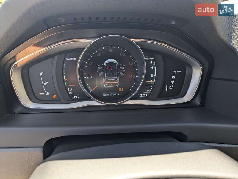 Универсал Volvo XC70 2015 в Житомире