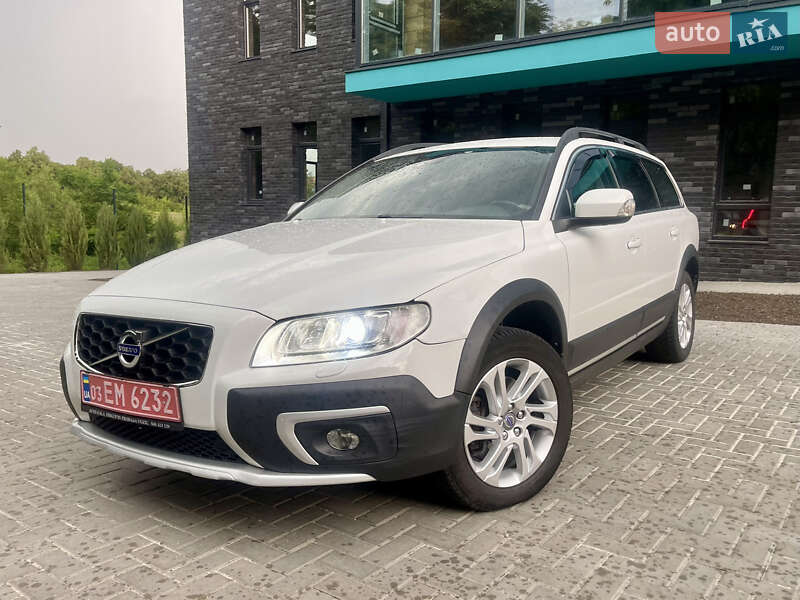 Volvo XC70 2015