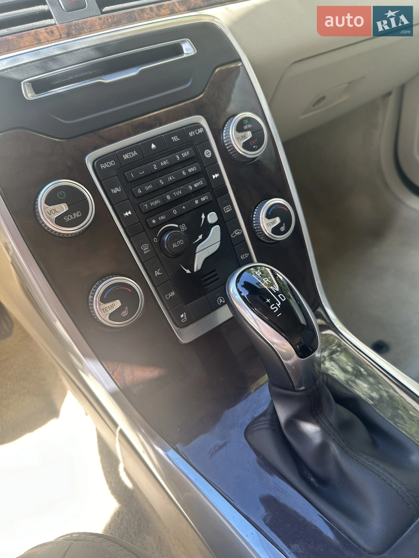 2015 Volvo XC70 - мініатюра 40
