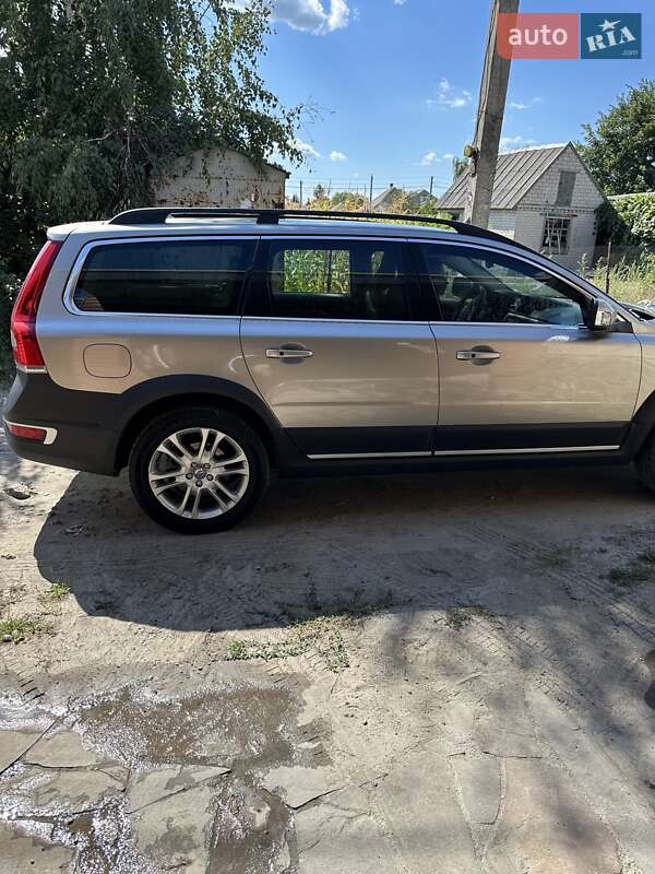 Універсал Volvo XC70 2015 в Дніпрі