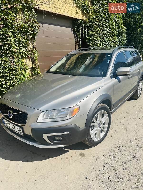 Универсал Volvo XC70 2015 в Днепре