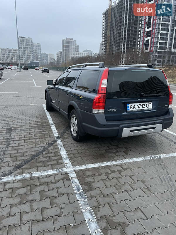 Универсал Volvo XC70 2006 в Киеве