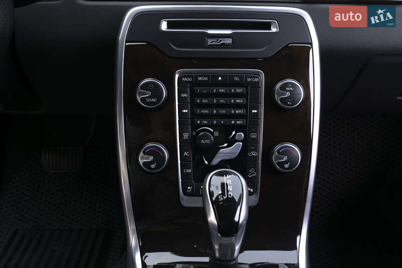 Універсал Volvo XC70 2014 в Луцьку фото 42 Універсал Volvo XC70 2014 в Луцьку