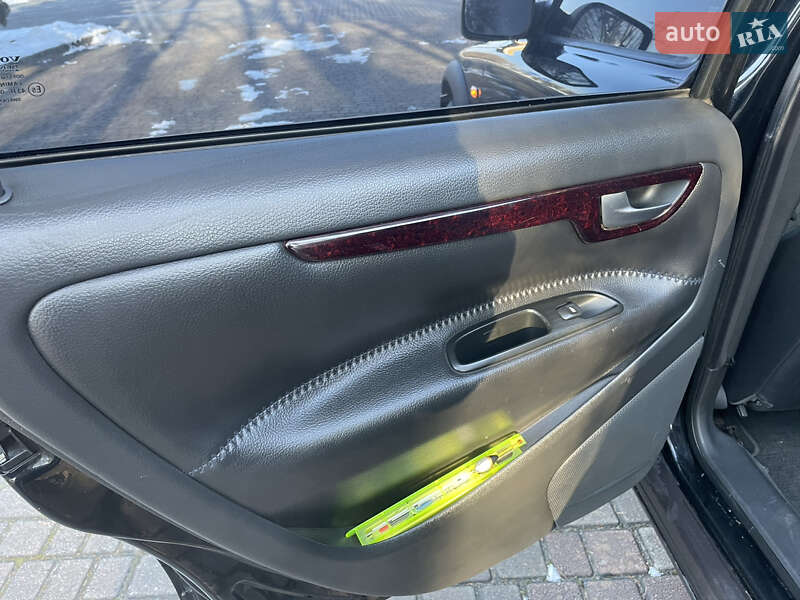 Универсал Volvo XC70 2003 в Львове