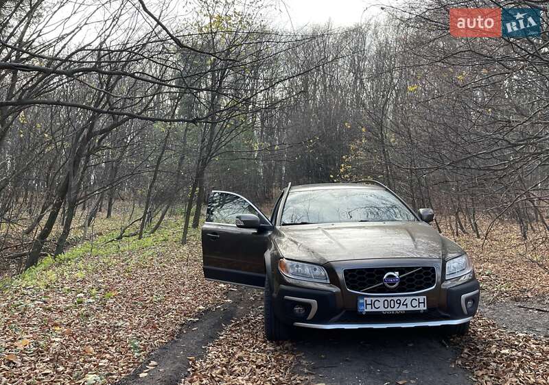 Универсал Volvo XC70 2016 в Львове
