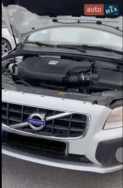 Универсал Volvo XC70 2010 в 