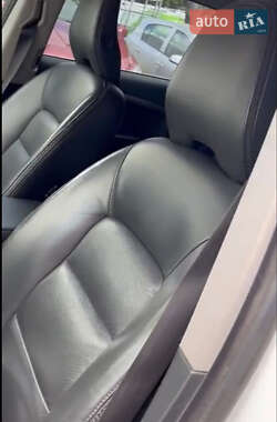 Универсал Volvo XC70 2010 в 