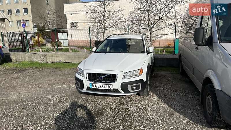 Универсал Volvo XC70 2008 в Киеве