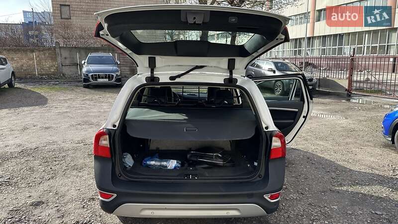Универсал Volvo XC70 2008 в Киеве