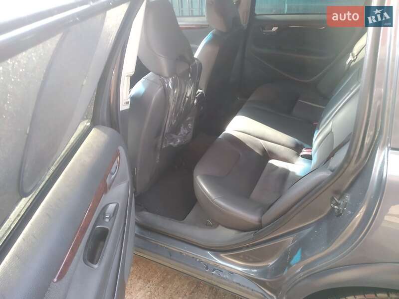 Универсал Volvo XC70 2006 в Киеве