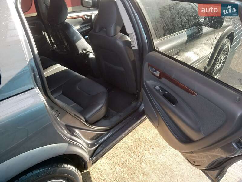 Универсал Volvo XC70 2006 в Киеве