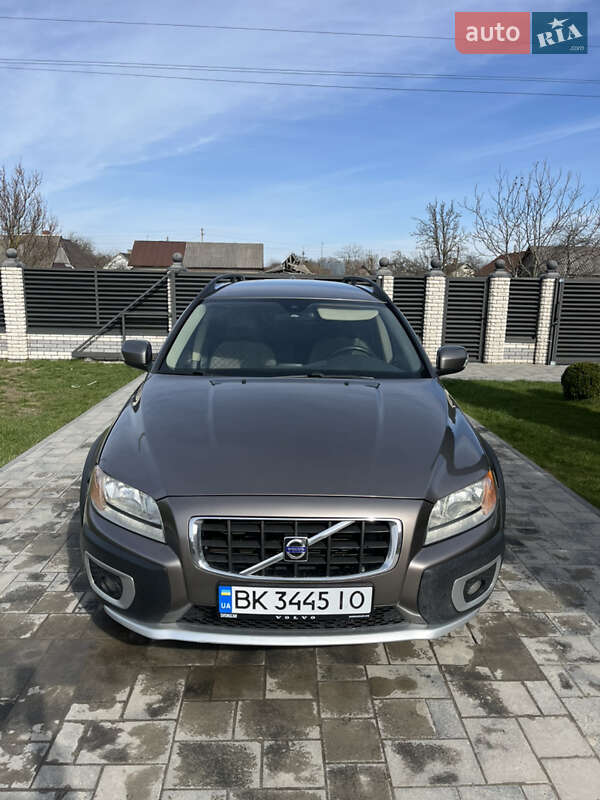 Универсал Volvo XC70 2009 в 