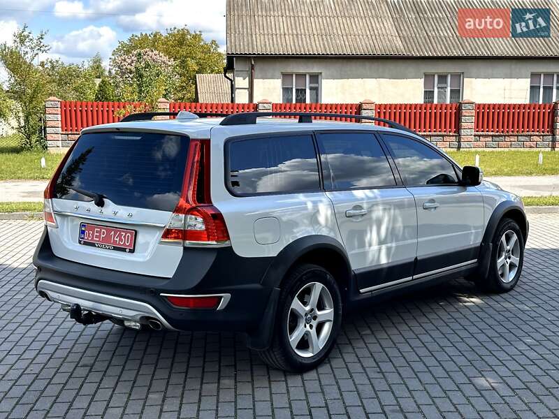 Универсал Volvo XC70 2016 в Радивилове