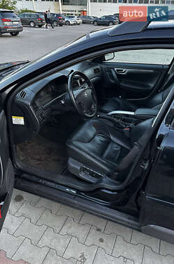 Универсал Volvo XC70 2004 в 