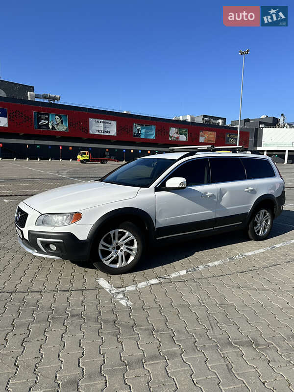 Універсал Volvo XC70 2013 в Києві