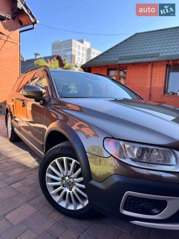 Универсал Volvo XC70 2013 в Звягеле