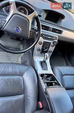 Універсал Volvo XC70 2013 в Звягелі