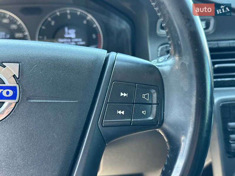 Универсал Volvo XC70 2010 в Львове