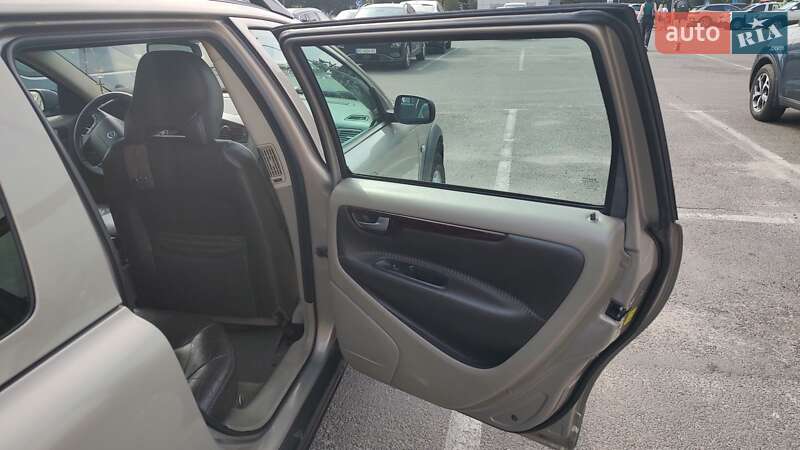 Универсал Volvo XC70 2004 в Львове